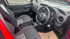 Toyota Yaris 1.5 VVT-i Design 5dr Petrol Hatchback